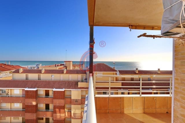 2 slaapkamer Flat te koop in Guardamar Playa, Guardamar del Segura - € 143.800 (Ref: 9568799)