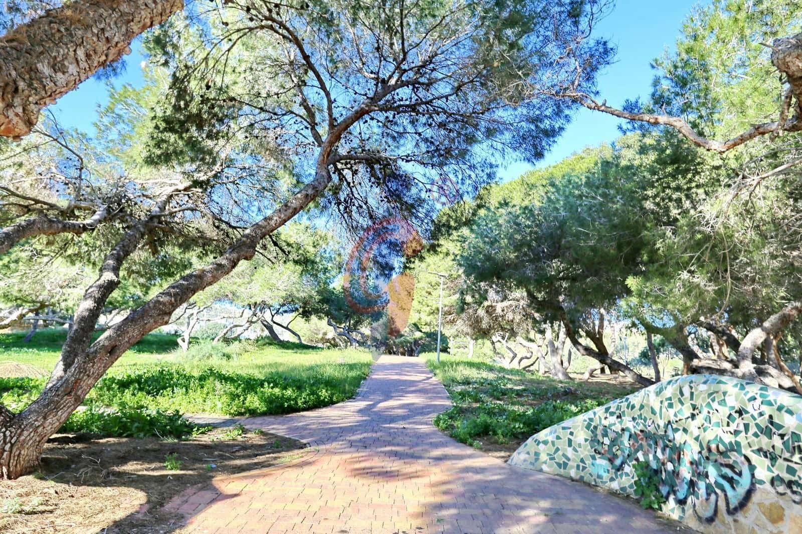 2 bedroom Flat for sale in Guardamar del Segura - € 143,800 (Ref: 9568799)