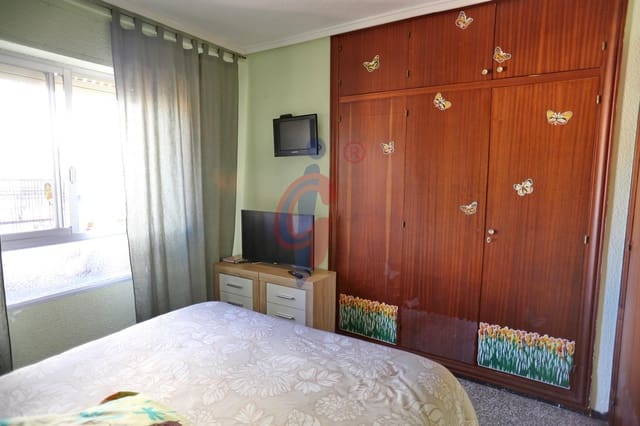 3 makuuhuone Huoneisto myytävänä paikassa Zona Pueblo, Guardamar del Segura - 139 750 € (Ref: 9615642)