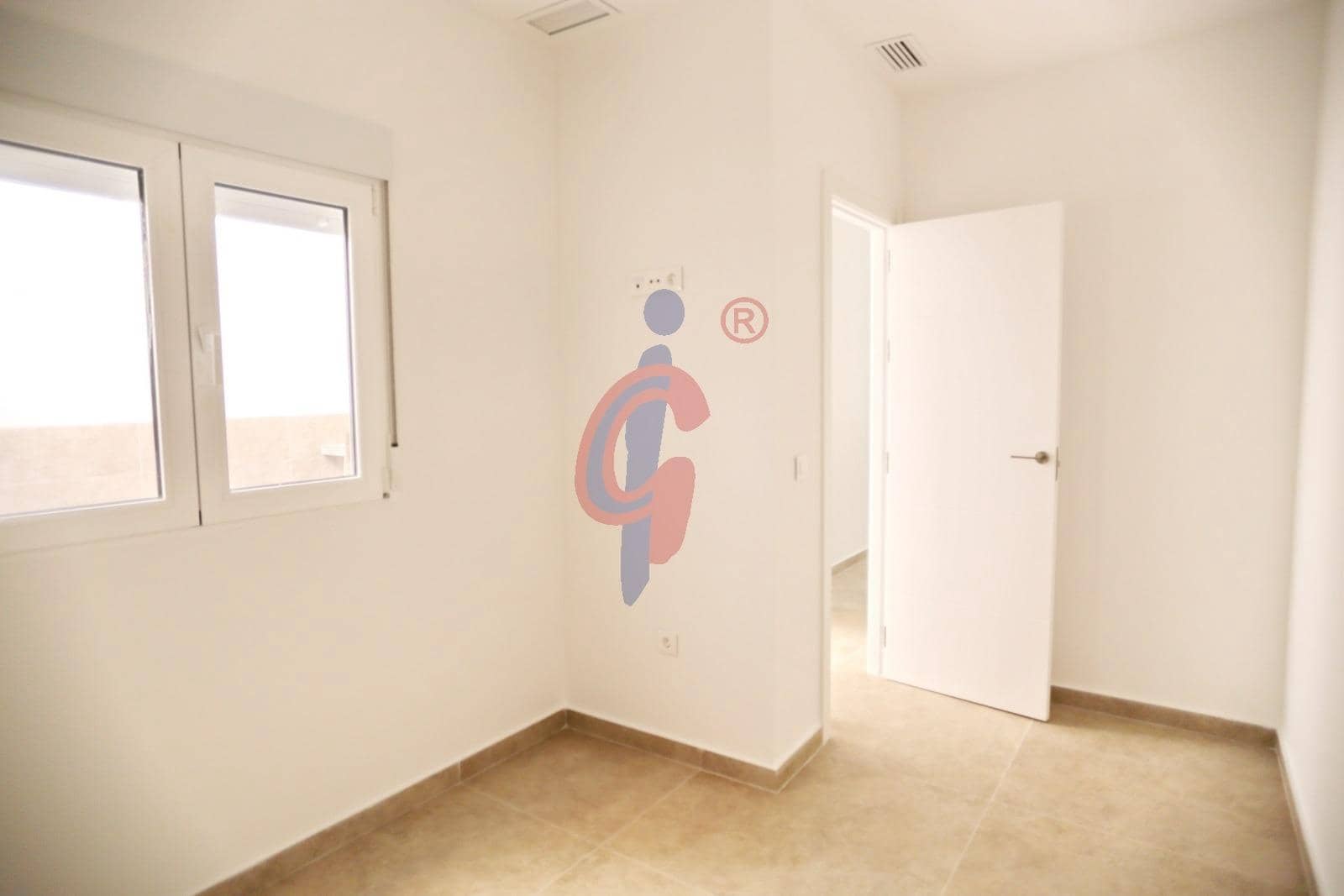 3 soveværelse Rækkehus til salg i Guardamar del Segura - € 329.000 (Ref: 9615648)