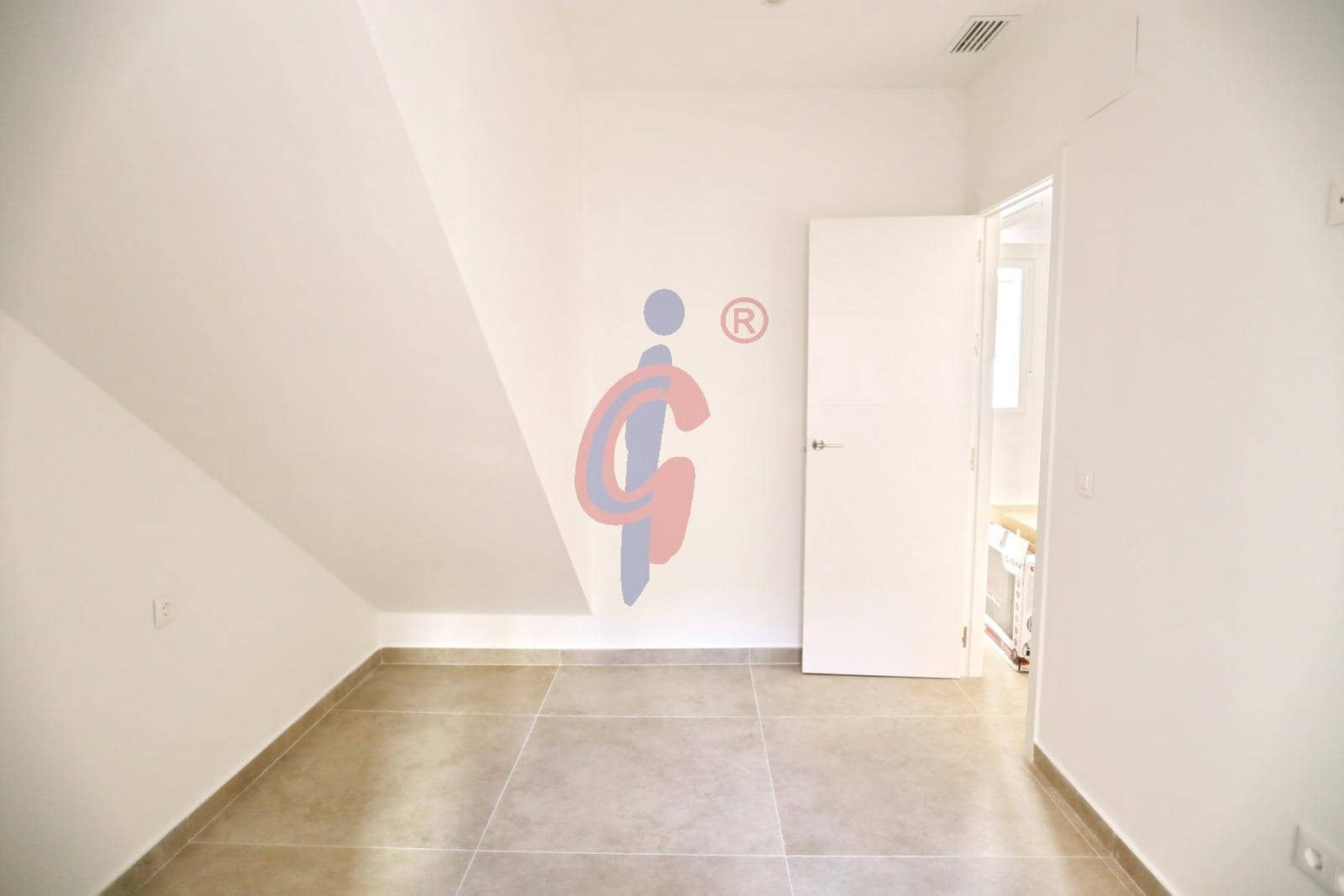 3 soveværelse Rækkehus til salg i Guardamar del Segura - € 329.000 (Ref: 9615648)