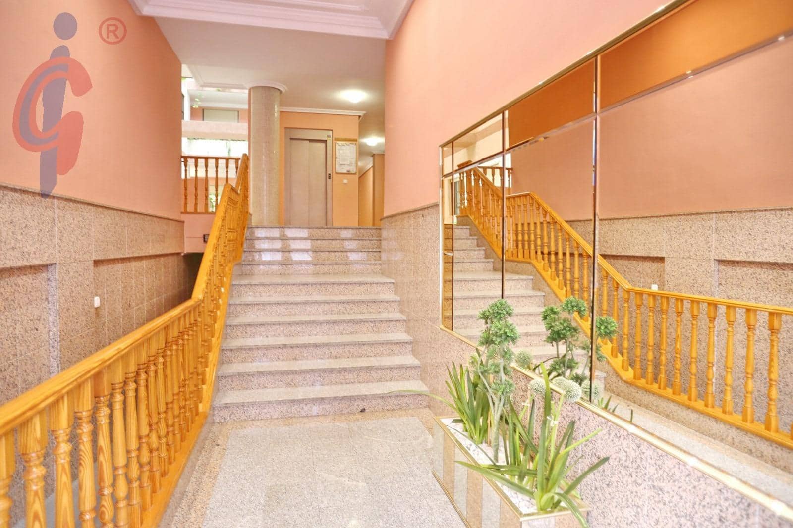 2 slaapkamer Flat te koop in Guardamar del Segura - € 139.950 (Ref: 9625800)