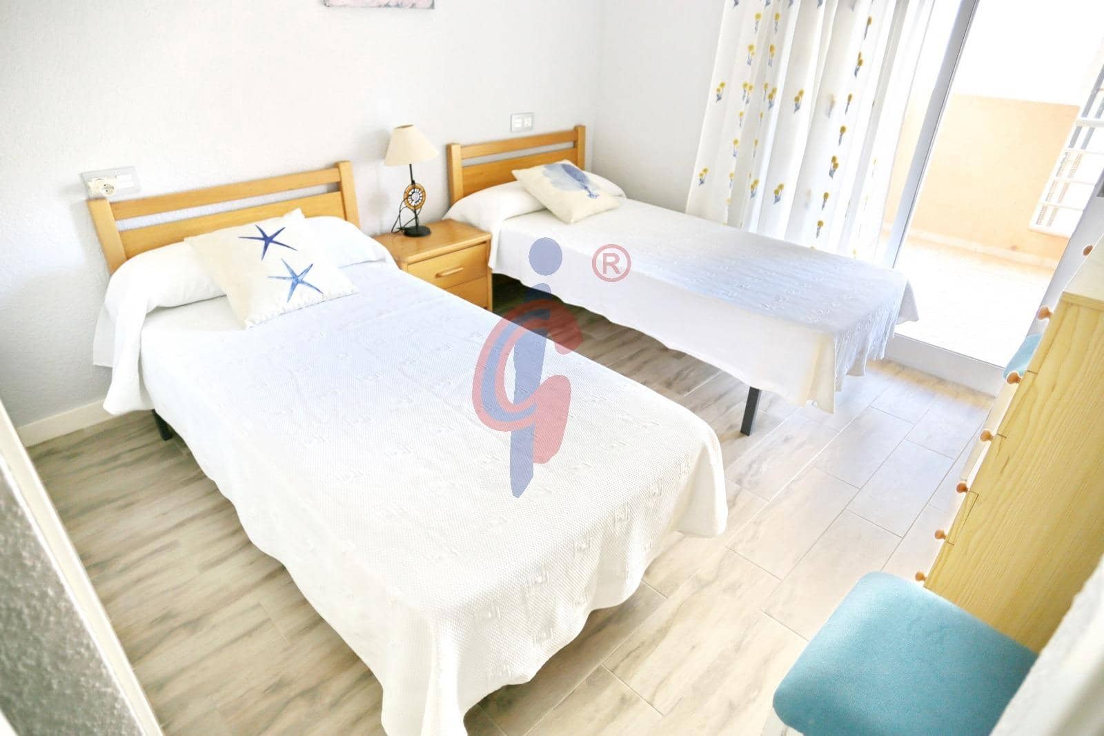 2 soveværelse Lejlighed til salg i Guardamar del Segura - € 228.000 (Ref: 9637714)