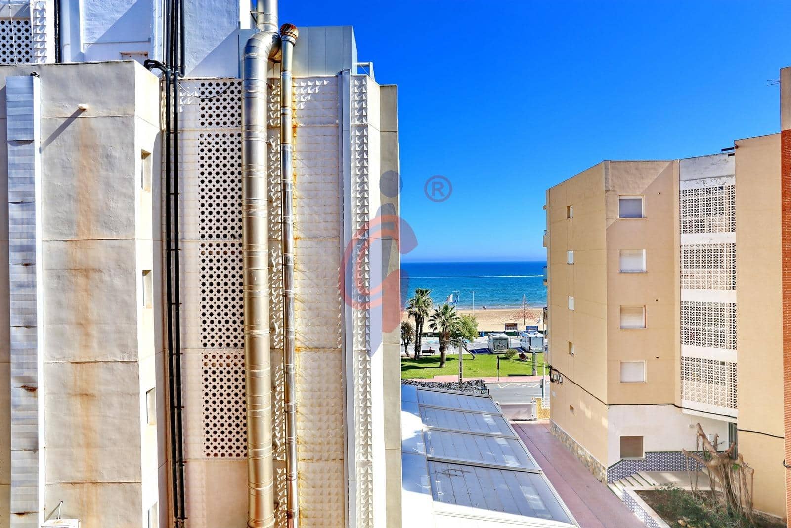 2 soveværelse Lejlighed til salg i Guardamar del Segura - € 228.000 (Ref: 9637714)