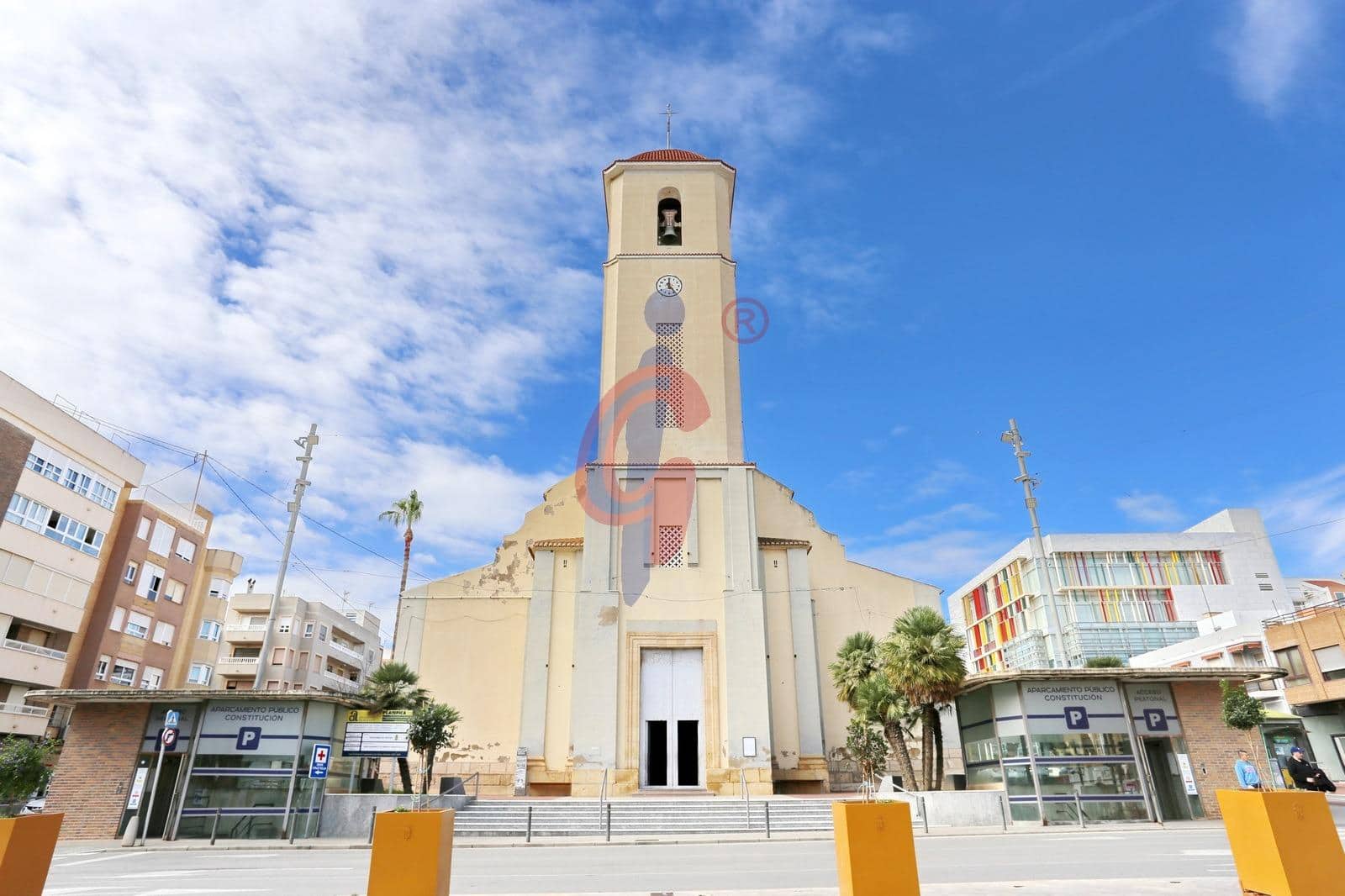 Local Commercial à vendre à Guardamar del Segura - 179 900 € (Ref: 9648276)