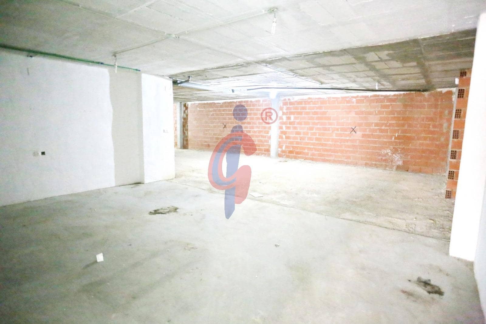 Local Commercial à vendre à Guardamar del Segura - 179 900 € (Ref: 9648276)