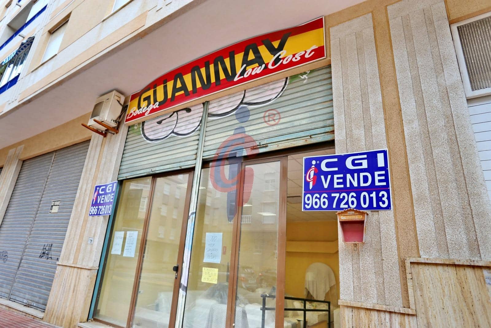 Local Commercial à vendre à Guardamar del Segura - 179 900 € (Ref: 9648276)