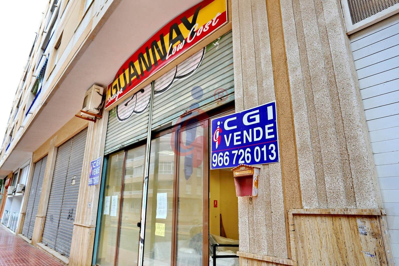 Local Commercial à vendre à Guardamar del Segura - 179 900 € (Ref: 9648276)