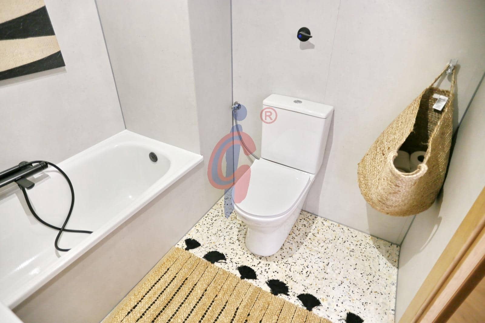 2 bedroom Flat for sale in Guardamar del Segura - € 161,900 (Ref: 9659529)