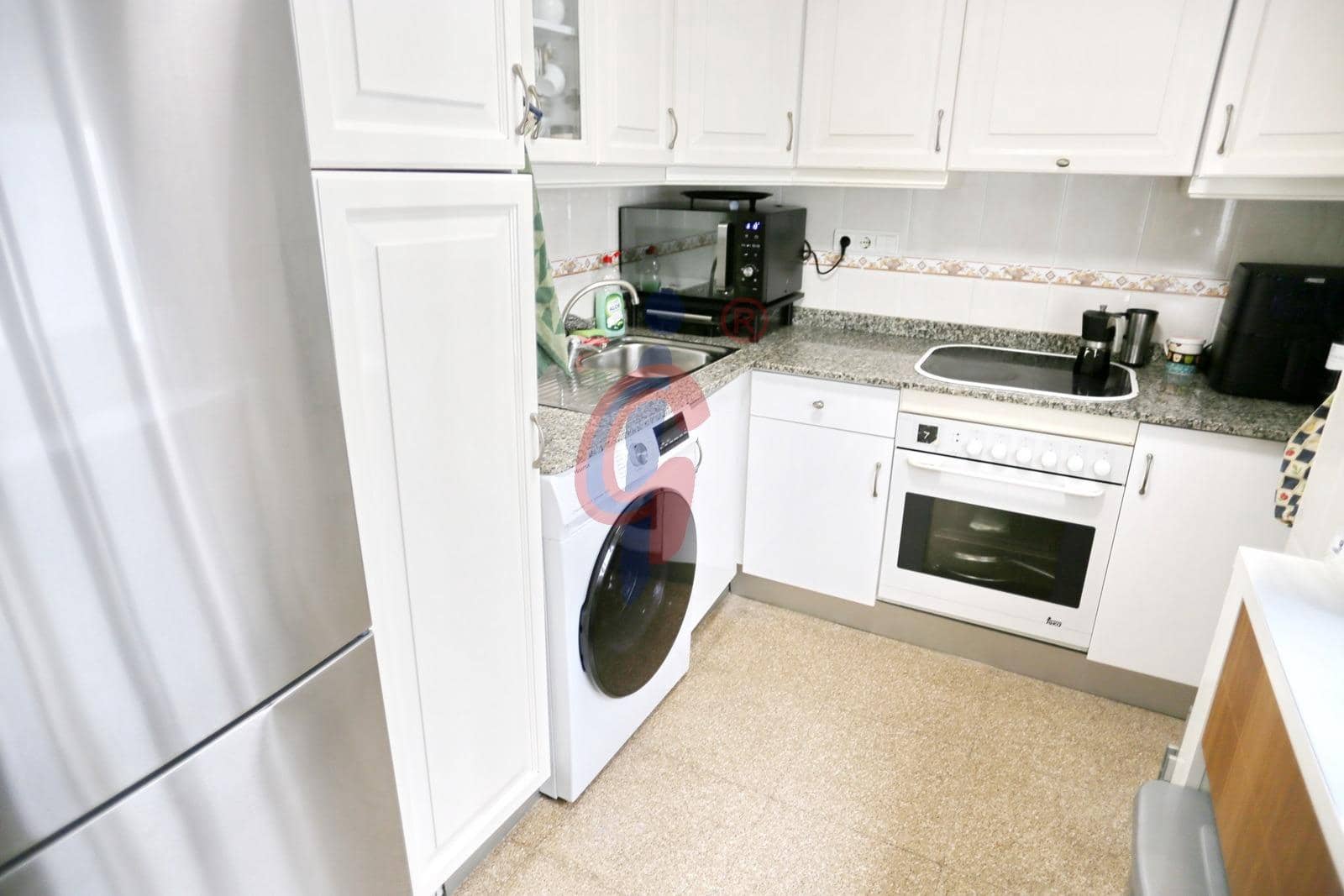 Ático de 3 habitaciones en Guardamar del Segura en venta - 249.950 € (Ref: 9659530)