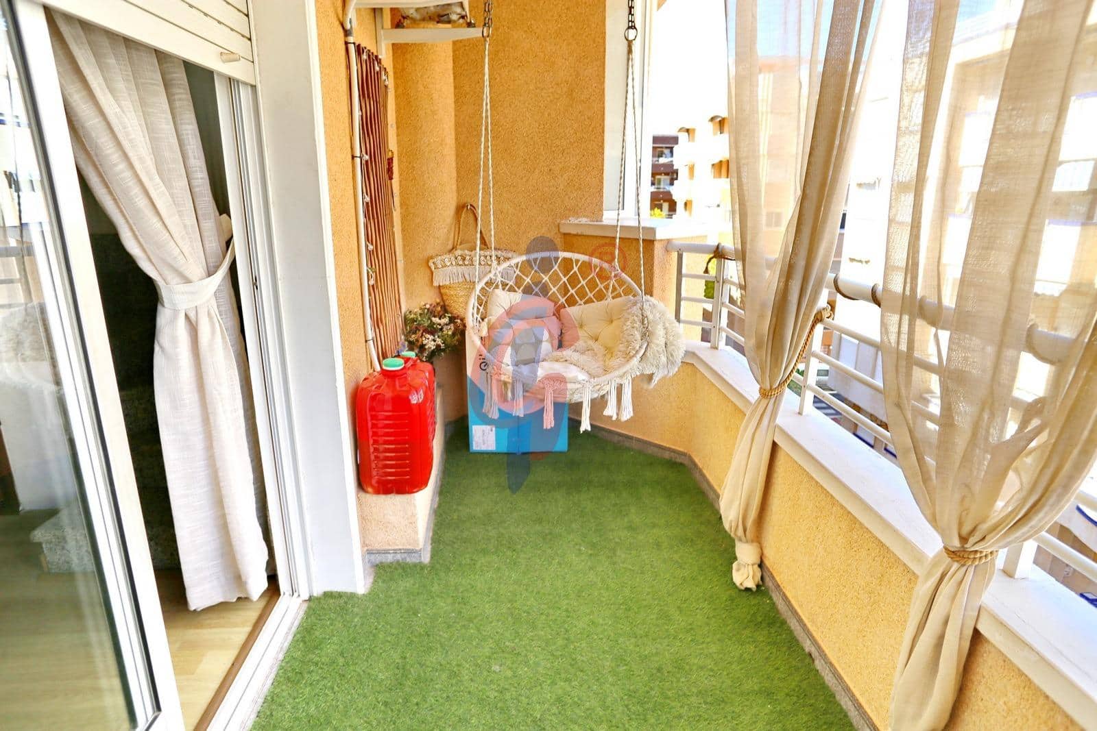 Ático de 3 habitaciones en Guardamar del Segura en venta - 249.950 € (Ref: 9659530)