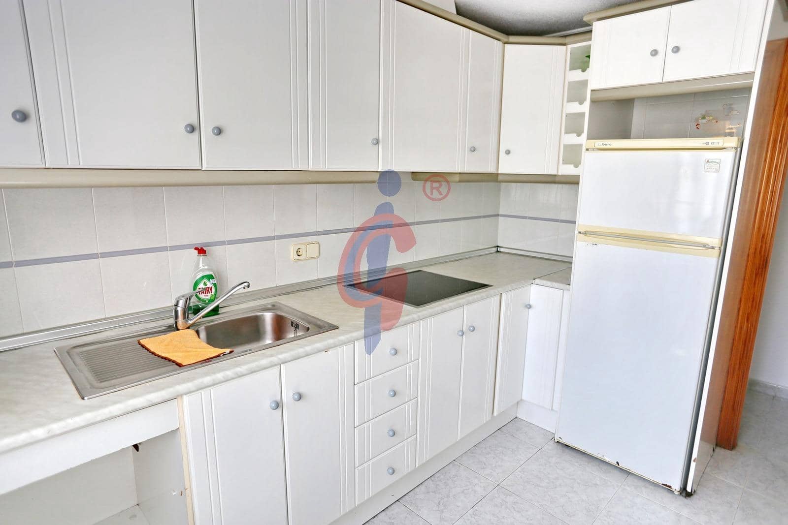 Apartamento de 3 habitaciones en Guardamar del Segura en venta - 245.000 € (Ref: 9661976)