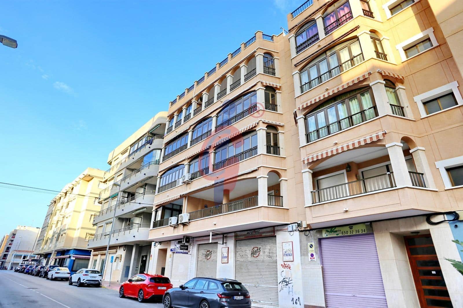 Apartamento de 3 habitaciones en Guardamar del Segura en venta - 245.000 € (Ref: 9661976)