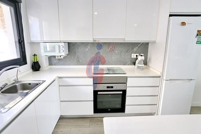 3 bedroom Apartment for sale in Los Secanos, Guardamar del Segura with pool garage - € 289,900 (Ref: 9670778)