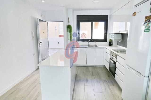 3 bedroom Apartment for sale in Los Secanos, Guardamar del Segura with pool garage - € 289,900 (Ref: 9670778)