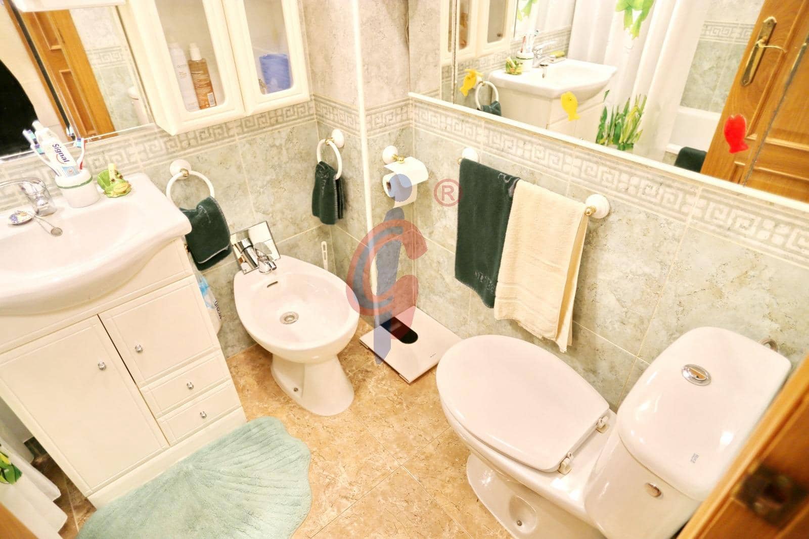 Piso de 1 habitación en Guardamar del Segura en venta - 136.500 € (Ref: 9679943)