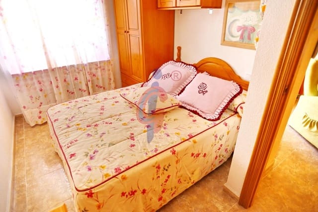 Piso de 1 habitación en Guardamar Playa, Guardamar del Segura en venta - 136.500 € (Ref: 9679943)