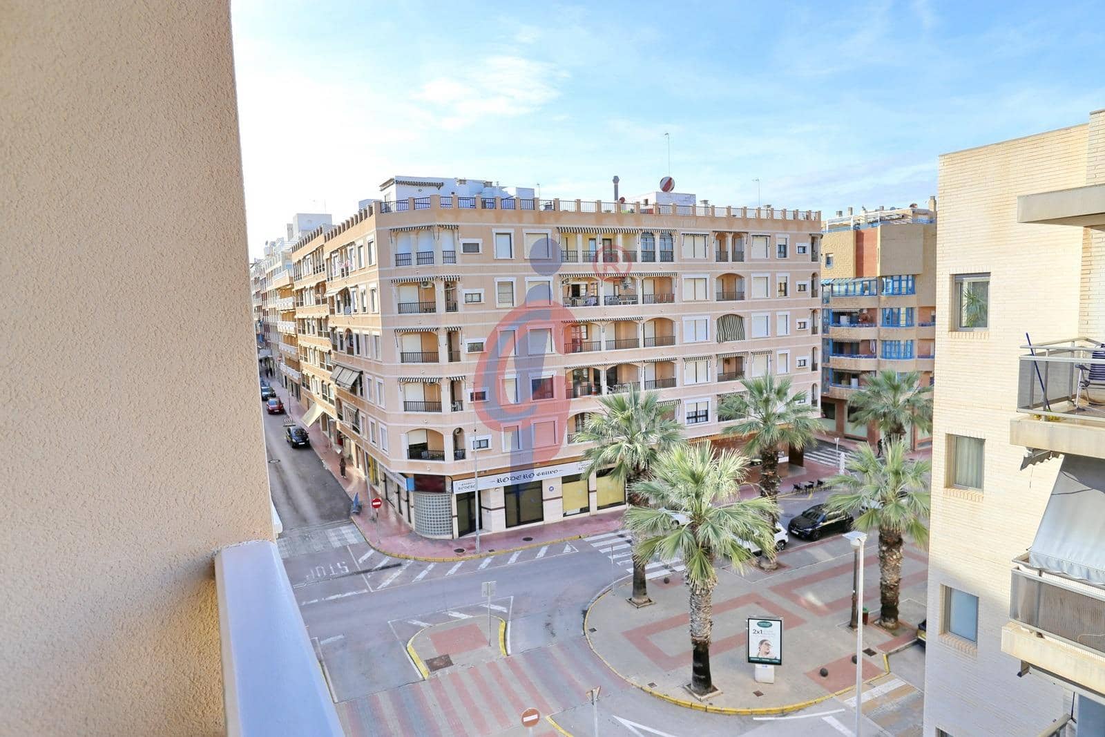 Piso de 1 habitación en Guardamar del Segura en venta - 136.500 € (Ref: 9679943)