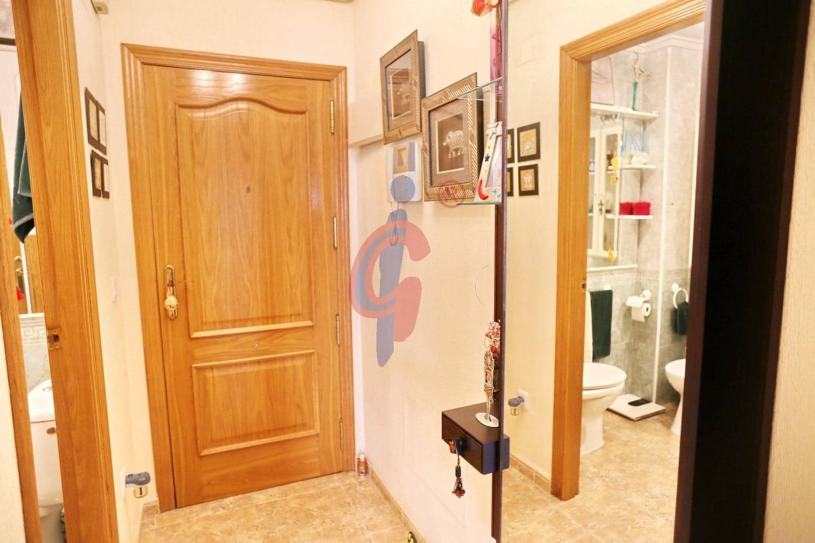 Piso de 1 habitación en Guardamar del Segura en venta - 136.500 € (Ref: 9679943)