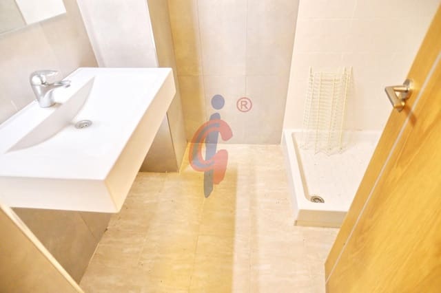 3 sovrum Lägenhet till salu i Zona Pueblo, Guardamar del Segura - 154 900 € (Ref: 9690708)