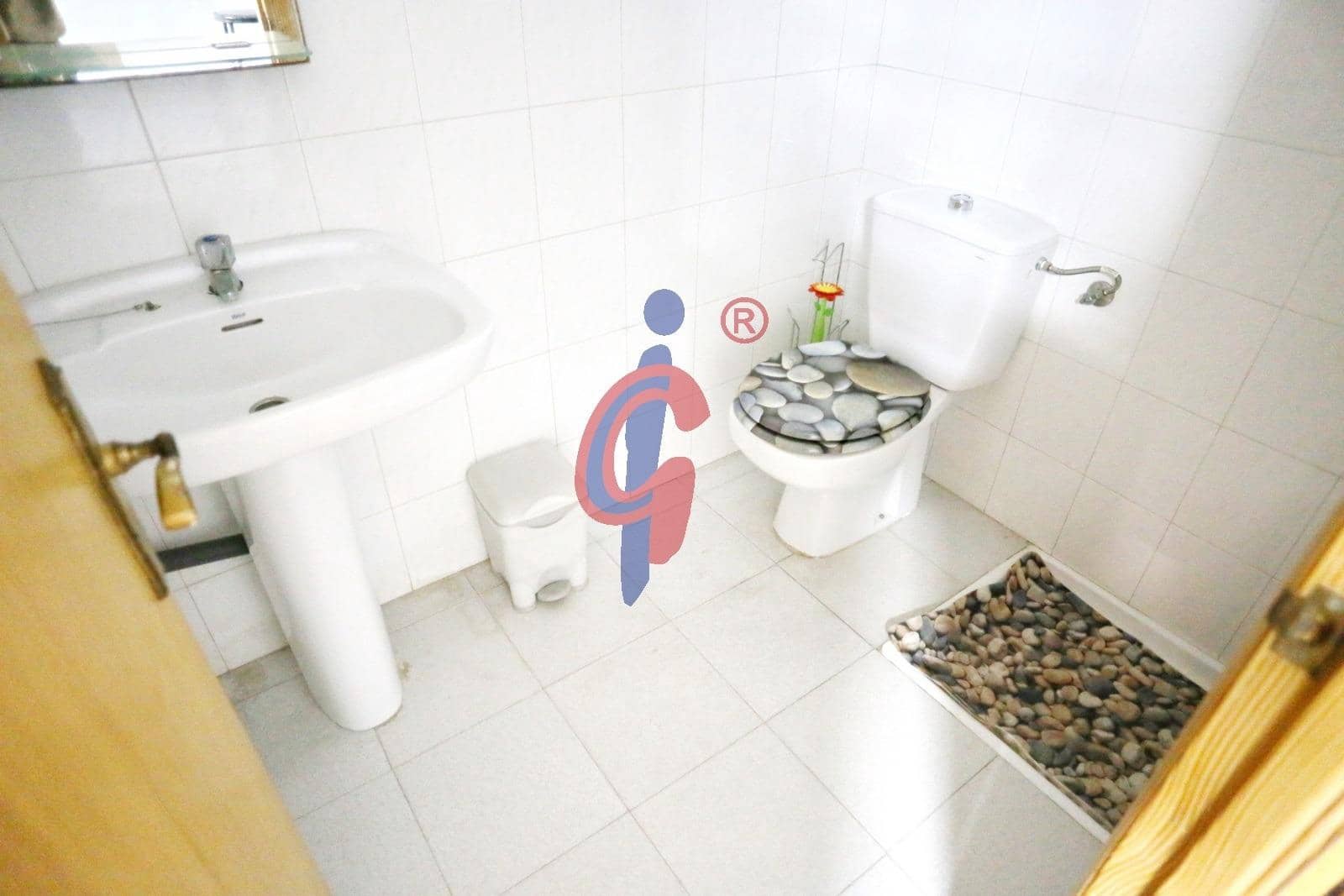 4 quarto Moradia em Banda para venda em Guardamar del Segura com garagem - 285 000 € (Ref: 9701722)