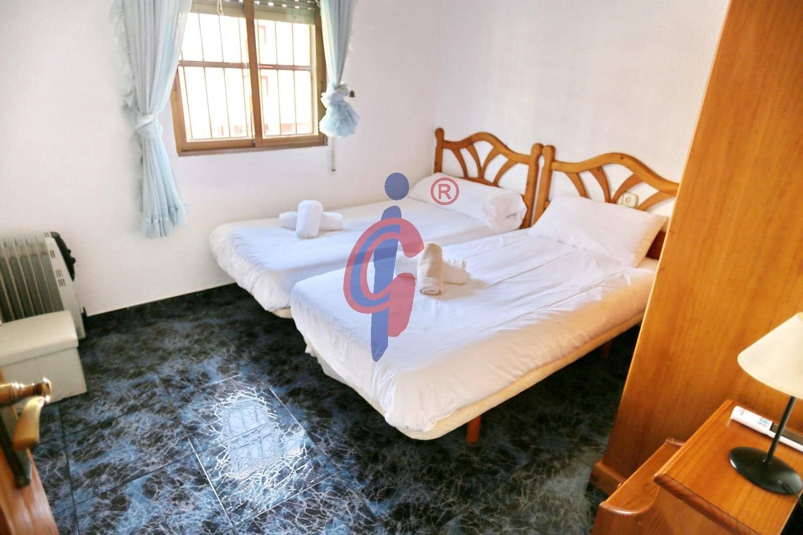 4 quarto Moradia em Banda para venda em Guardamar del Segura com garagem - 285 000 € (Ref: 9701722)