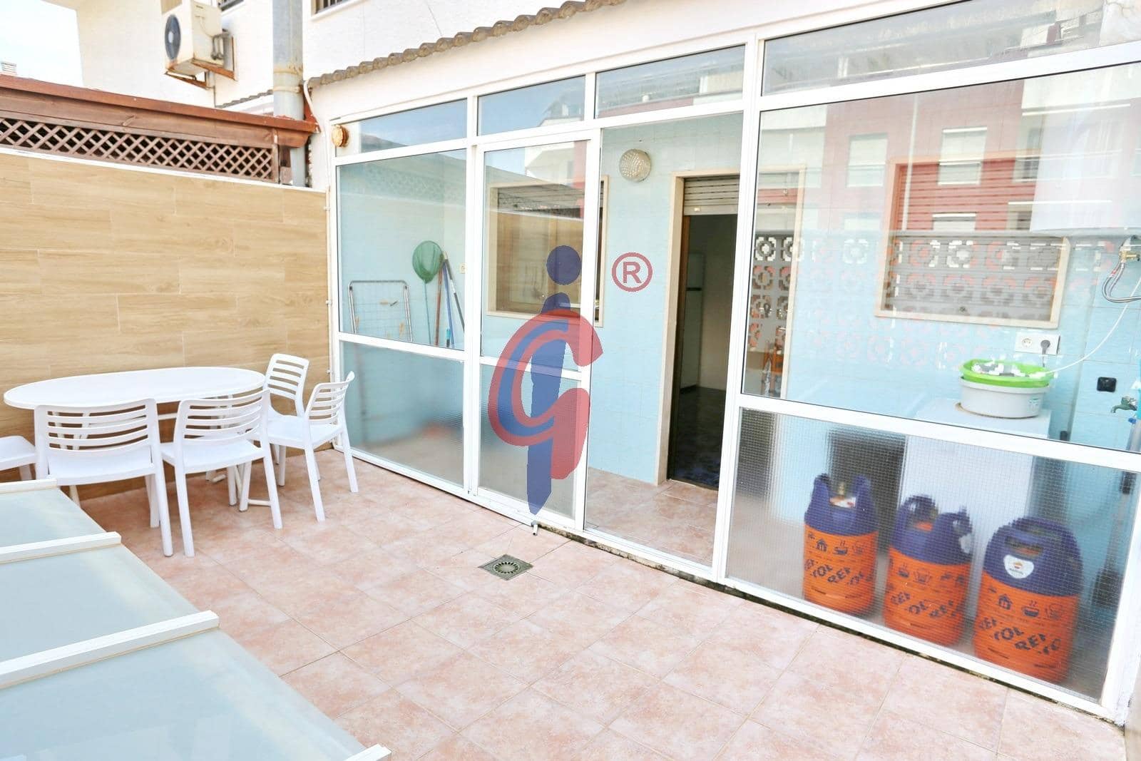 4 camera da letto Villetta a Schiera in vendita in Guardamar del Segura con garage - 285.000 € (Rif: 9701722)