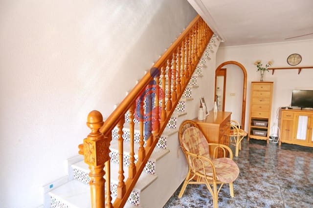 4 Zimmer Reihenhaus zu verkaufen in Zona Pueblo, Guardamar del Segura mit Garage - 285.000 € (Ref: 9701722)