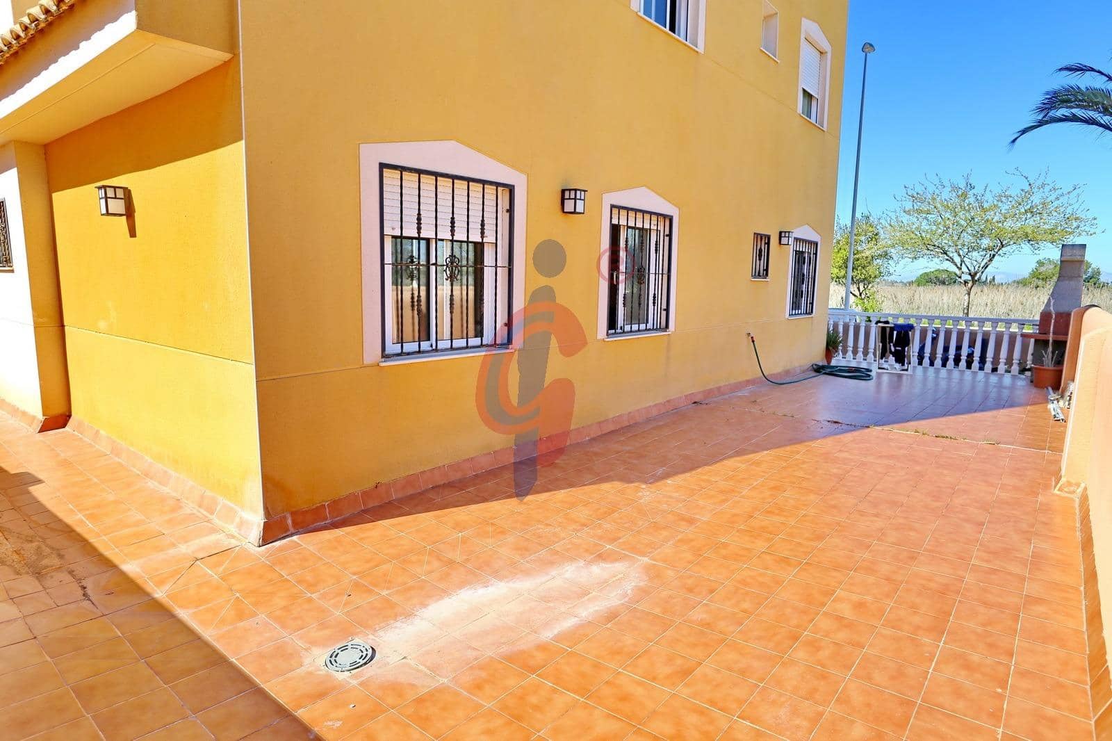 3 soveværelse Lejlighed til salg i Guardamar del Segura med swimmingpool garage - € 334.950 (Ref: 9701723)