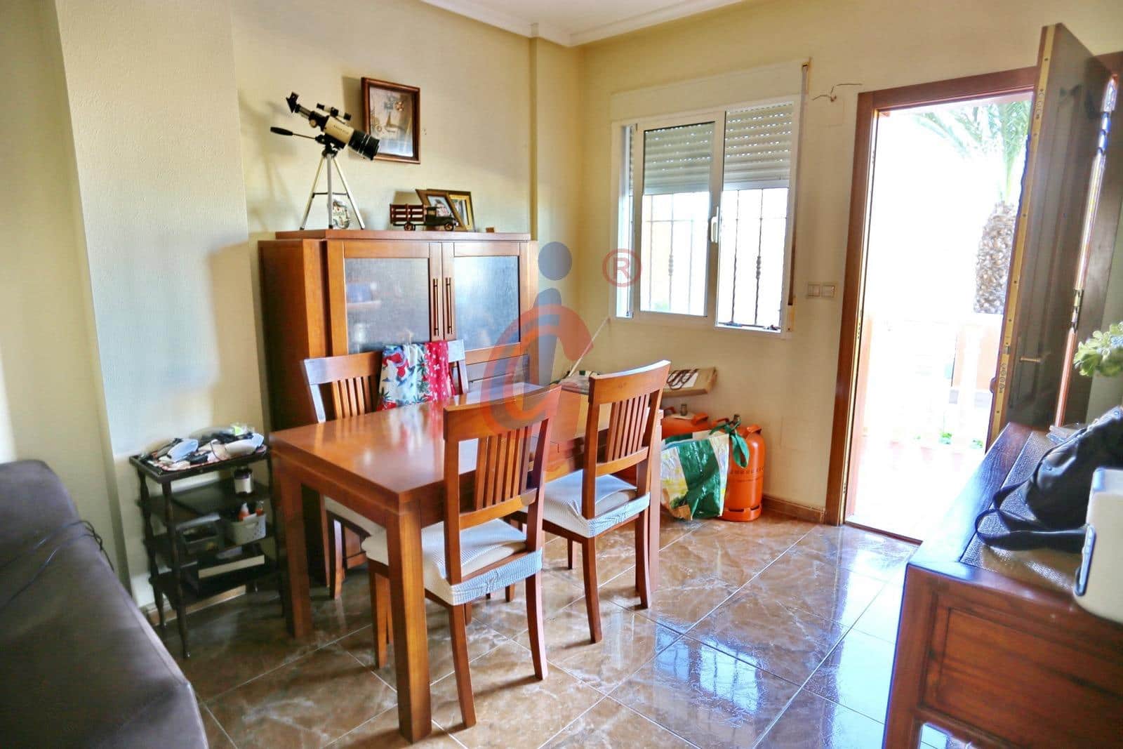 3 soveværelse Lejlighed til salg i Guardamar del Segura med swimmingpool garage - € 334.950 (Ref: 9701723)