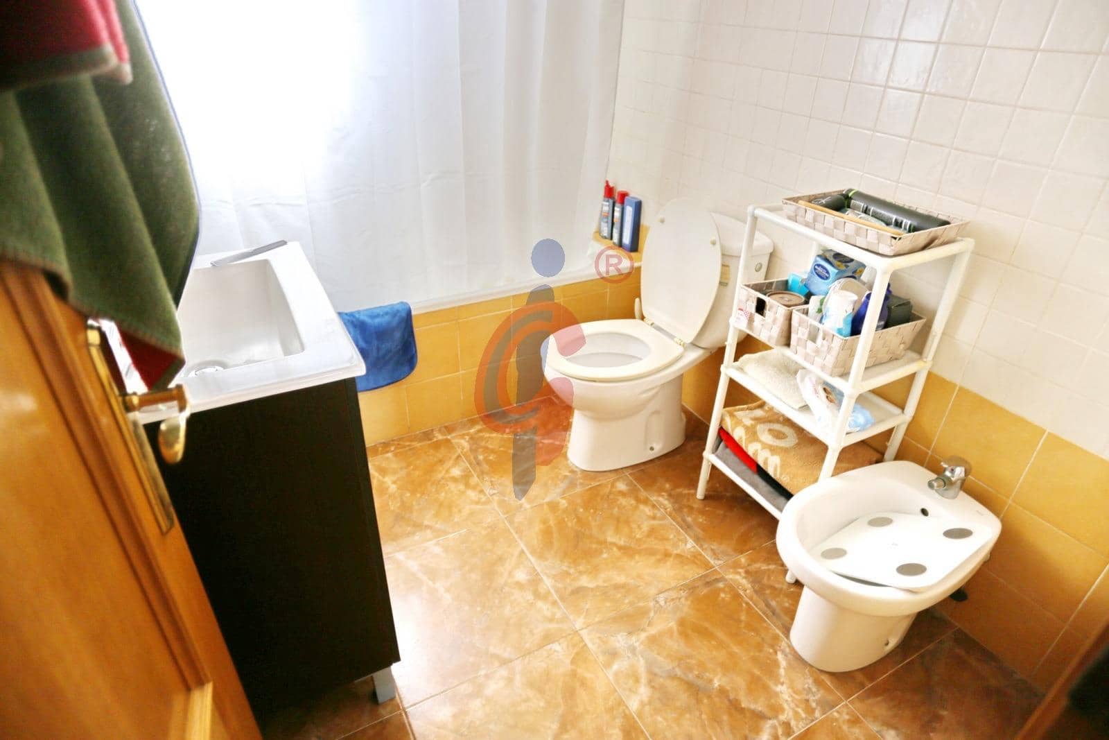 3 soveværelse Lejlighed til salg i Guardamar del Segura med swimmingpool garage - € 334.950 (Ref: 9701723)