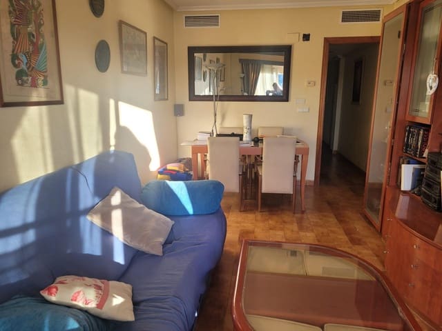 3 soverom Penthouse til salgs i Zona Pueblo, Guardamar del Segura med garasje - € 214 900 (Ref: 9701724)