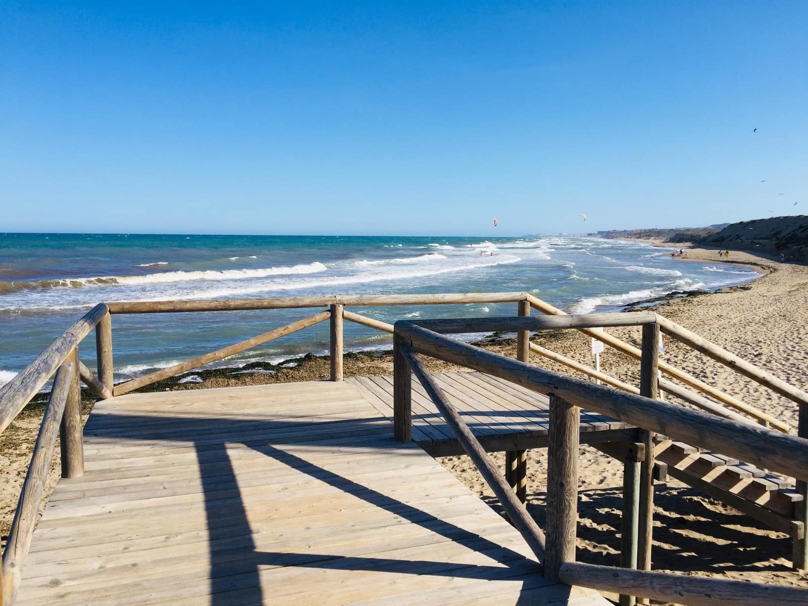 Commercial for sale in Guardamar del Segura - € 189,000 (Ref: 9701725)