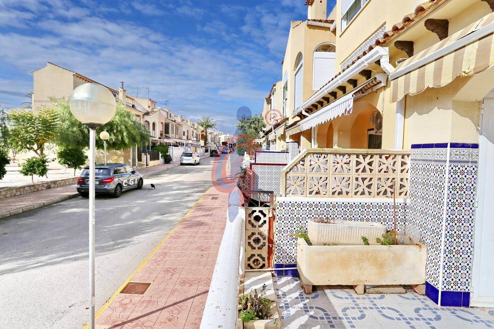 3 bedroom Terraced Villa for sale in Guardamar del Segura with pool - € 149,990 (Ref: 9701726)