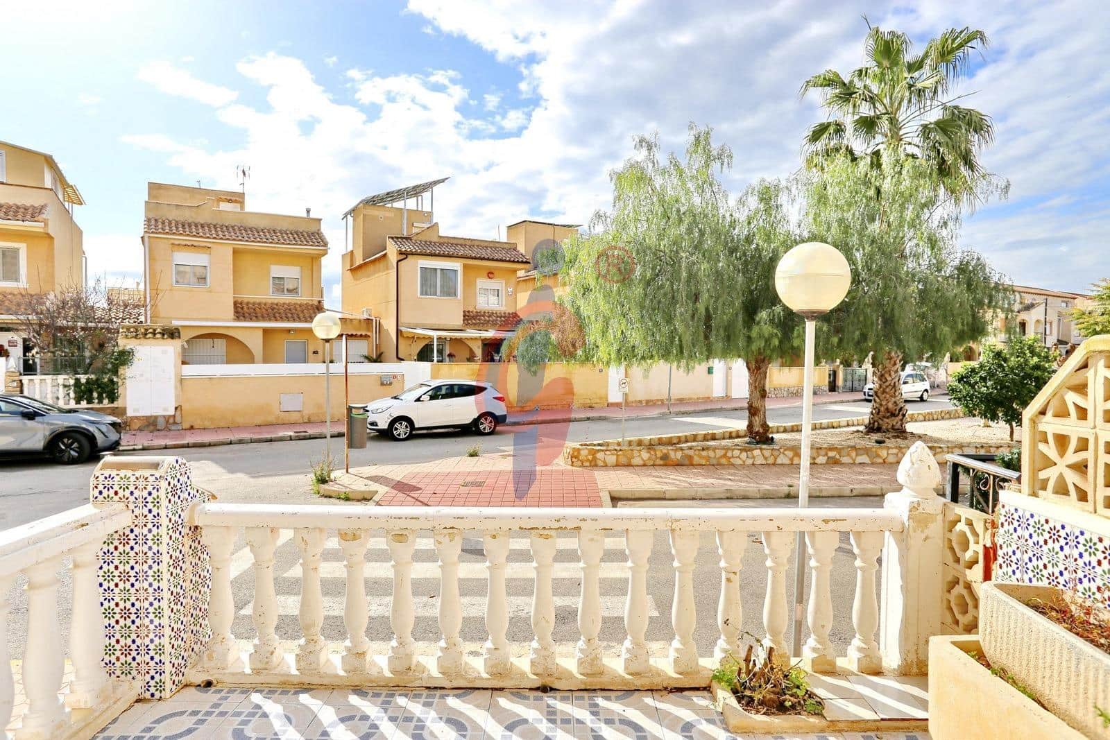 3 chambre Villa/Maison Mitoyenne à vendre à Guardamar del Segura avec piscine - 149 990 € (Ref: 9701726)