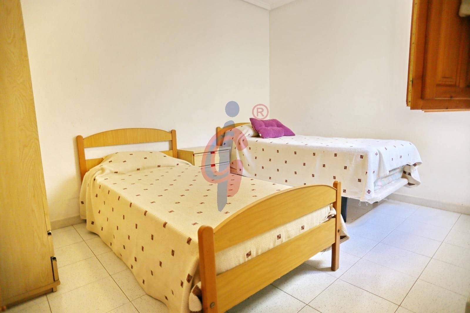 3 chambre Villa/Maison Mitoyenne à vendre à Guardamar del Segura avec piscine - 149 990 € (Ref: 9701726)
