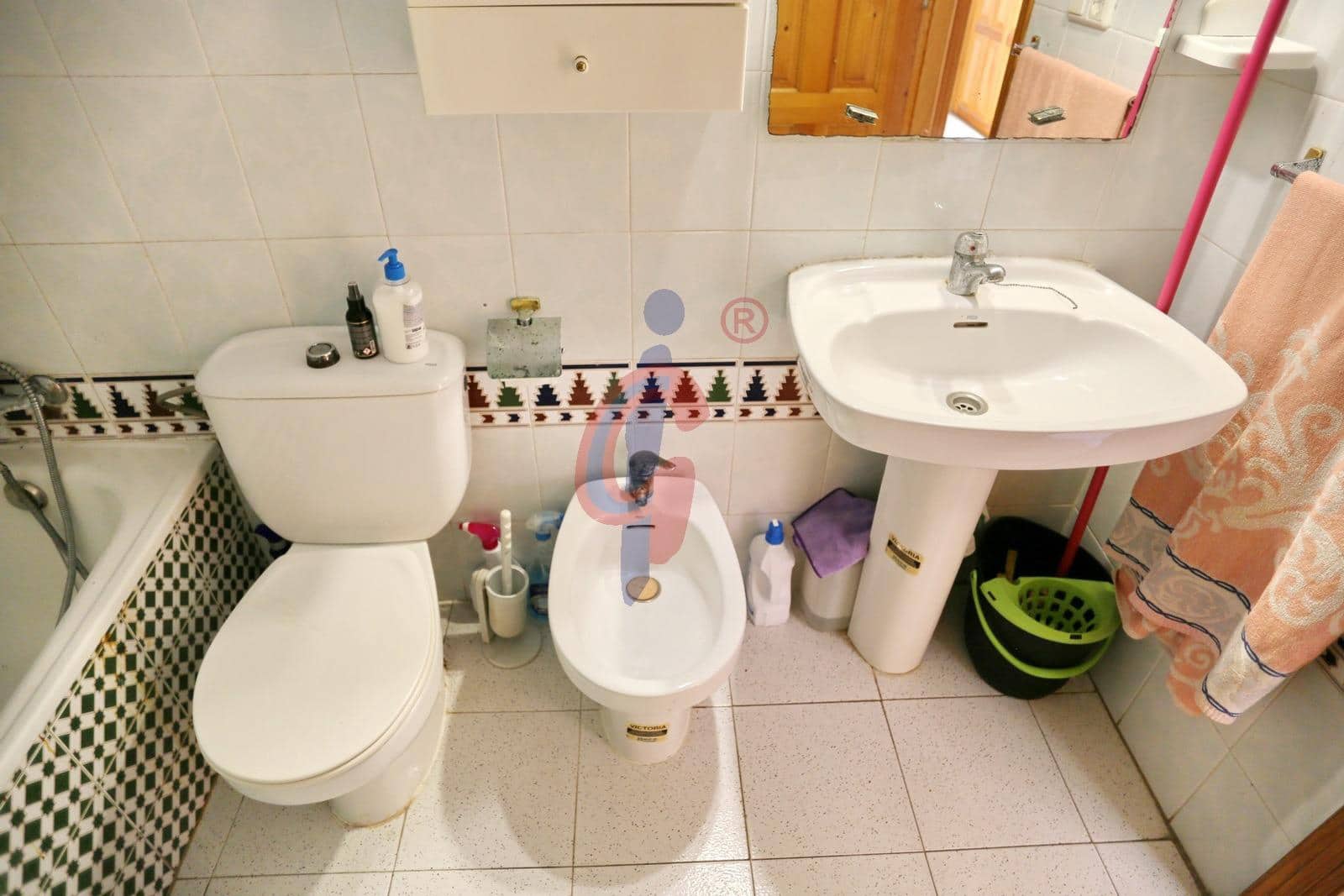 3 chambre Villa/Maison Mitoyenne à vendre à Guardamar del Segura avec piscine - 149 990 € (Ref: 9701726)