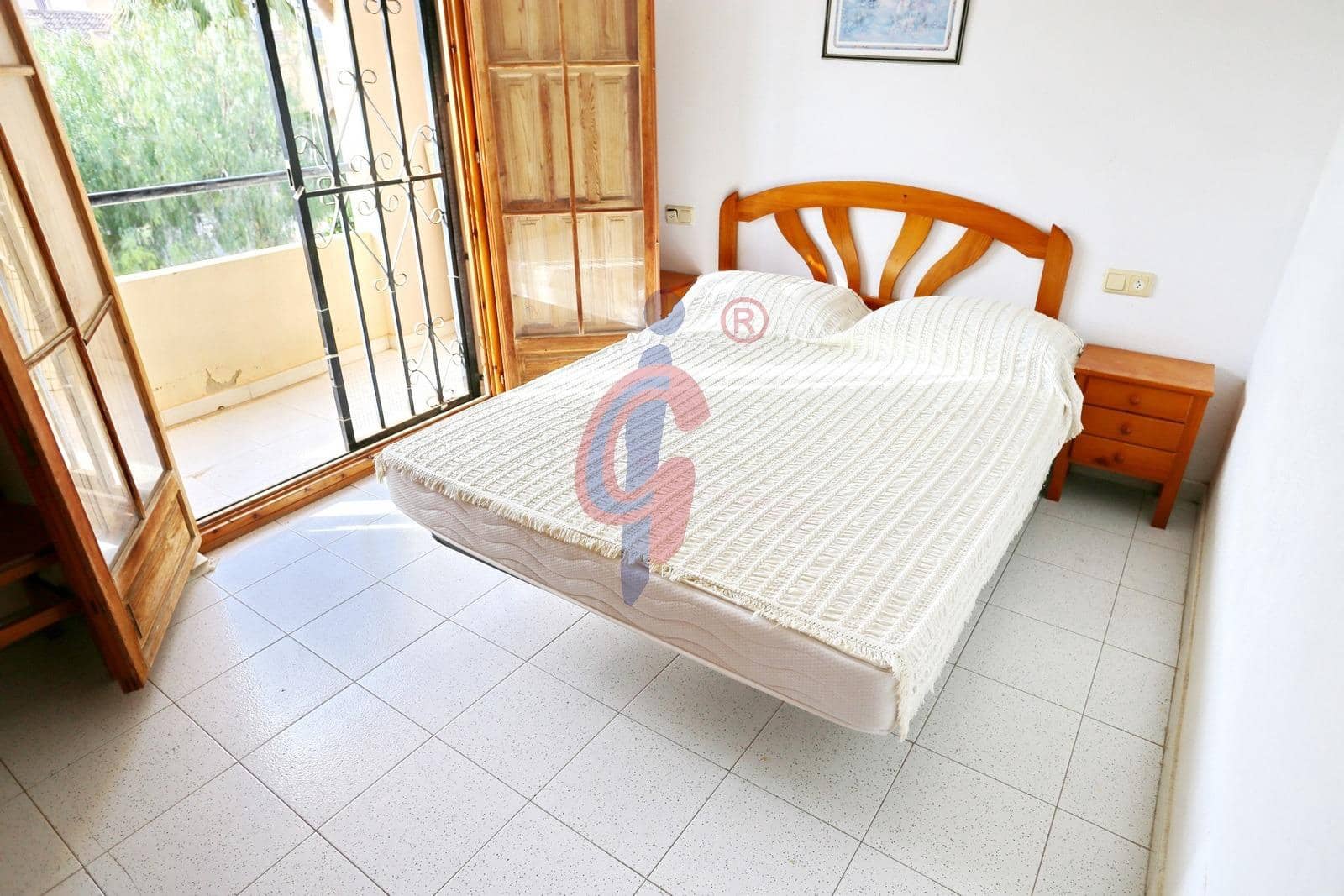 3 chambre Villa/Maison Mitoyenne à vendre à Guardamar del Segura avec piscine - 149 990 € (Ref: 9701726)