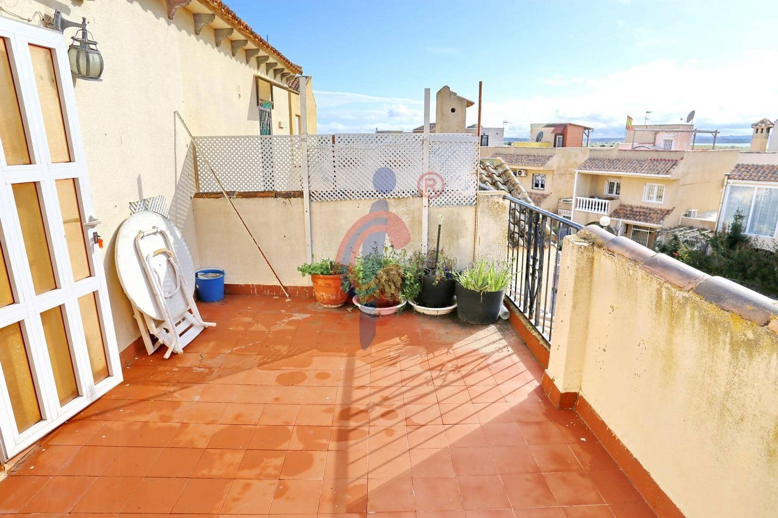 3 chambre Villa/Maison Mitoyenne à vendre à Guardamar del Segura avec piscine - 149 990 € (Ref: 9701726)