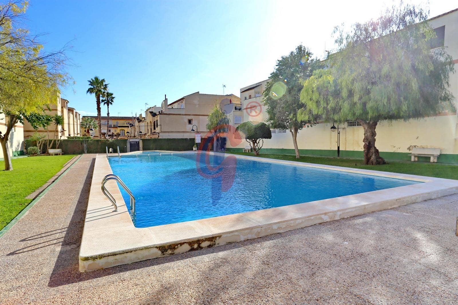 3 chambre Villa/Maison Mitoyenne à vendre à Guardamar del Segura avec piscine - 149 990 € (Ref: 9701726)