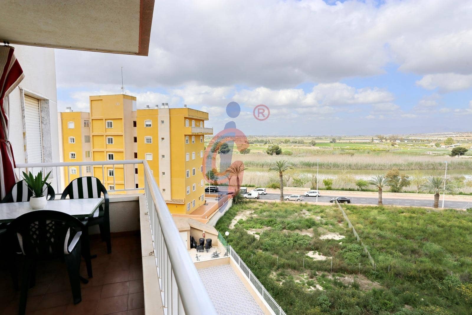2 quarto Apartamento para venda em Guardamar del Segura com piscina garagem - 169 990 € (Ref: 9732231)