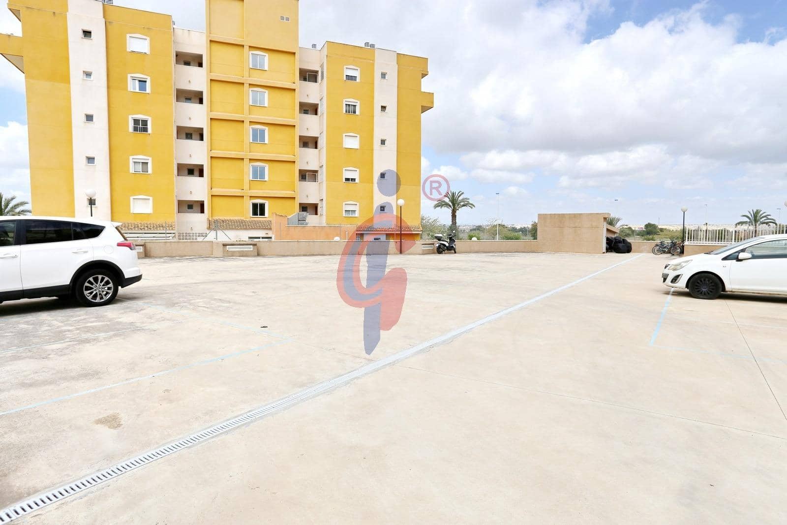 2 quarto Apartamento para venda em Guardamar del Segura com piscina garagem - 169 990 € (Ref: 9732231)