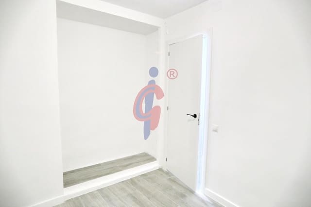 3 slaapkamer Appartement te koop in Zona Pueblo, Guardamar del Segura - € 159.000 (Ref: 9735676)