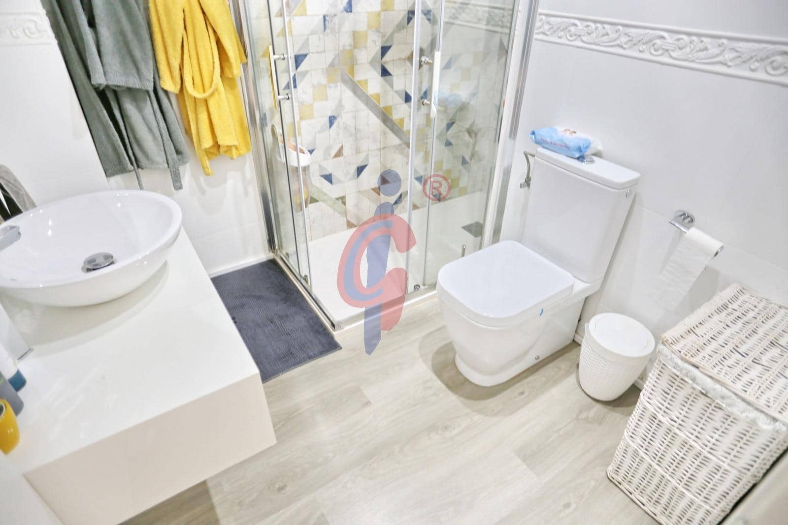 3 Zimmer Reihenhaus zu verkaufen in Guardamar del Segura mit Pool Garage - 280.000 € (Ref: 9738921)