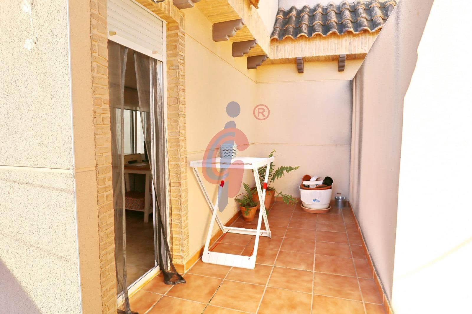 3 Zimmer Reihenhaus zu verkaufen in Guardamar del Segura mit Pool Garage - 280.000 € (Ref: 9738921)