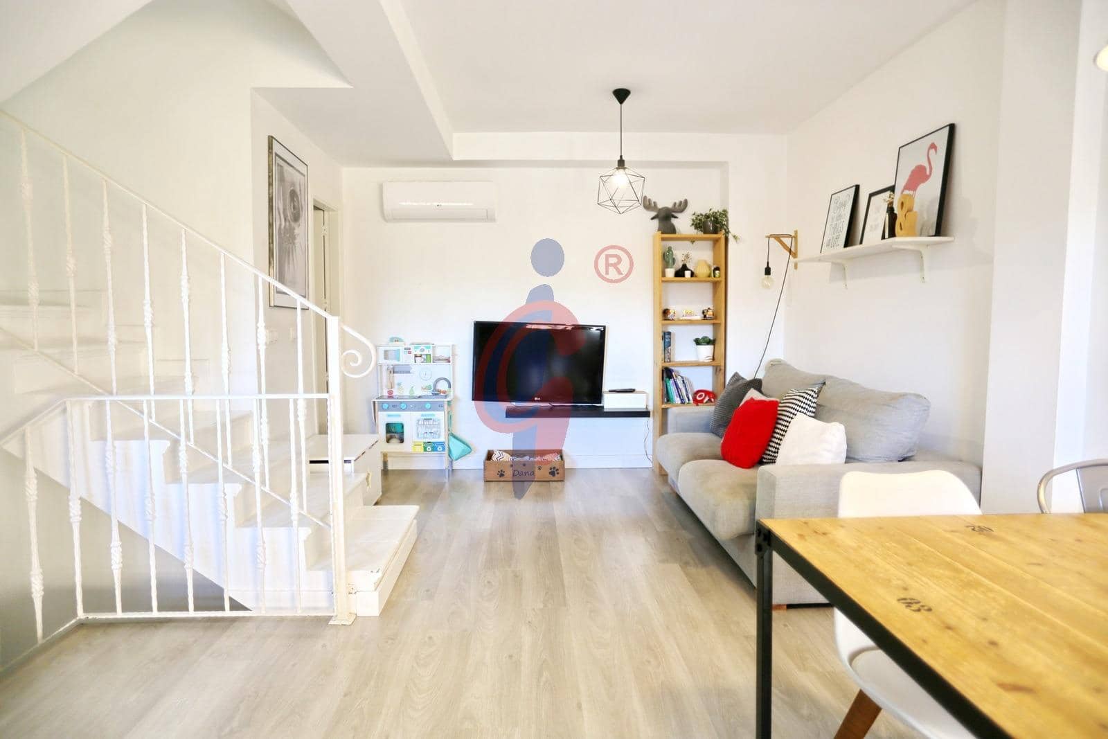 3 sovrum Radhus till salu i Guardamar del Segura med pool garage - 269 000 € (Ref: 9738921)