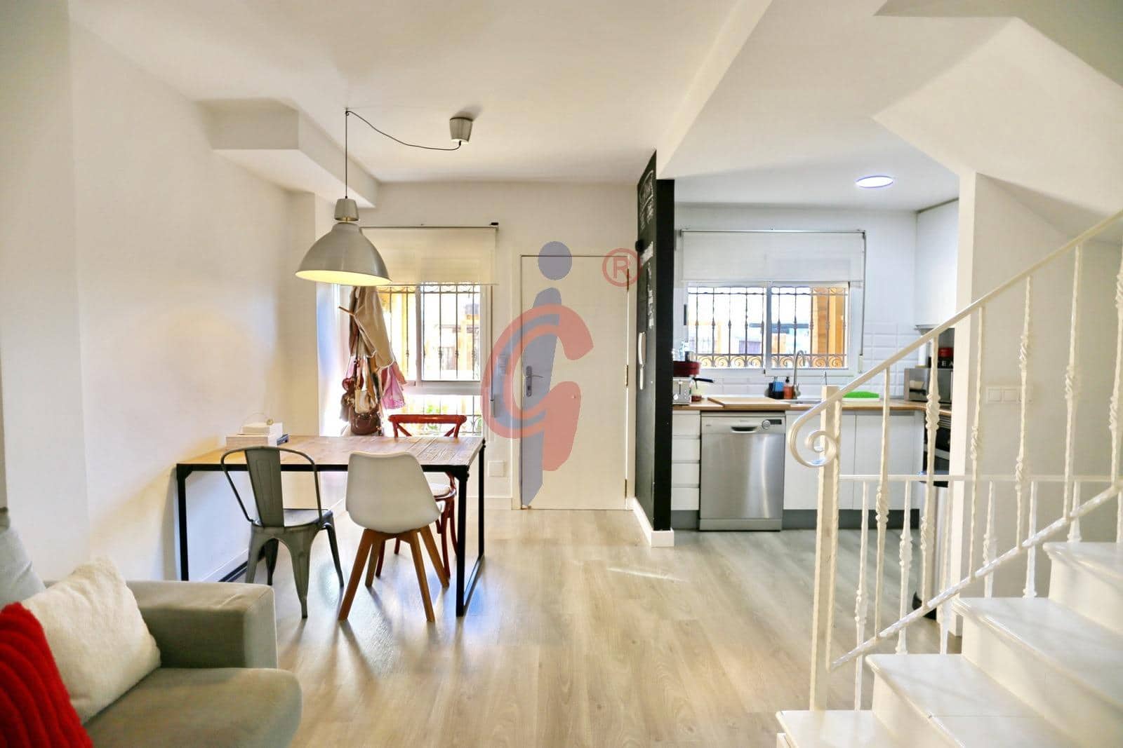 3 sovrum Radhus till salu i Guardamar del Segura med pool garage - 269 000 € (Ref: 9738921)