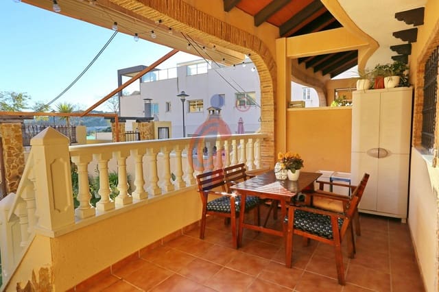 3 quarto Moradia em Banda para venda em El Edén, Guardamar del Segura com piscina garagem - 269 000 € (Ref: 9738921)