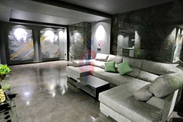 2 sovrum Lägenhet till salu i Zona Pueblo, Guardamar del Segura med garage - 170 000 € (Ref: 9743161)