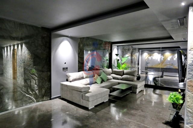 2 soveværelse Lejlighed til salg i Zona Pueblo, Guardamar del Segura med garage - € 140.000 (Ref: 9743161)